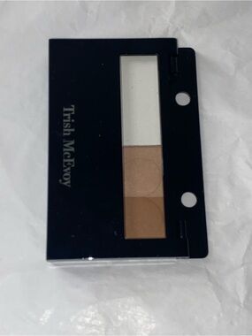Trish McEvoy Brow Duo Palette — Light to Medium Brown